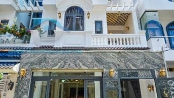 Kẹt ngân hàng cần bán rẻ nhất khu vực Nhà Bè, D 6 x17m, 3 lầu, ST. 