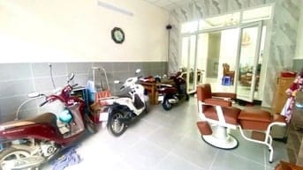 🏡 NHÀ MẶT TIỀN ĐƯỜNG LONG THẠNH MỸ – XE HƠI VÀO TẬN NHÀ 