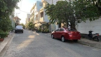 Nhà mới đẹp mặt tiền đường 5b, dt 6x16m 2 lầu ST tiện ở và kinh doanh