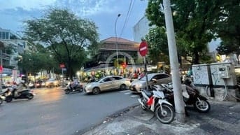 Góc 2MT Bà Huyện Thanh Quan, P. Võ Thị Sáu, Quận 3