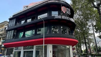 Cho thuê nhà góc 2 mặt tiền Châu Văn Liêm, Quận 5
