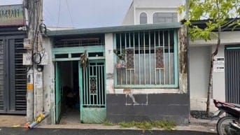 Nhà cũ tìm chủ xây mới, gần cầu Long Kiểng, DT 147m2