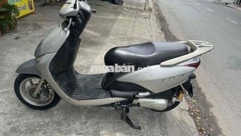 cần bán xe lead 2009