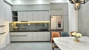 Cách chợ Bà Chiểu 100m, nhà Phan Bội Châu 52, giá 1tỷ520, sổ riêng