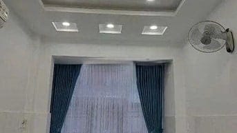 Cho thuê nhà mặt tiền Tô Hiến Thành, P.13, Q.10 giá 31tr.