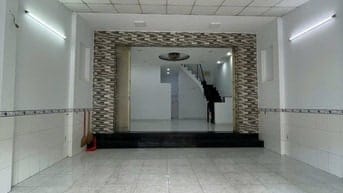 Cho thuê nhà mặt tiền nguyên căn, đường số , Bình Trị Đông. Bình Tân