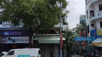 Bán nhà mặt tiền đường Hoàng Hoa Thám, quận Bình Thạnh, Tp. HCM