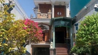 Siêu biệt thự MT Nguyễn Văn Khối (7x30) 1 hầm 4 tầng ST giá tốt