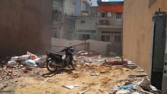 Ban dat vi tri dep ..thuan tien di lai