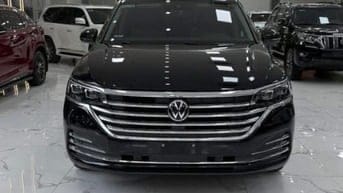 Bán Volkswagen Viloran Luxury sản xuất 2024, lăn bánh 1 vạn Km.