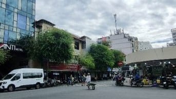 Bán nhà mặt tiền đường Nguyễn Trãi, Phường Bến Thành Q1