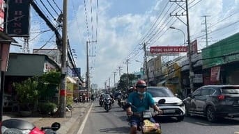 Bán nhà 8x37m, 1 trệt, 1 lửng, 2 lầu, mặt tiền QL50 