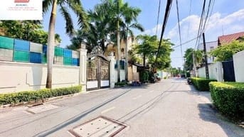 Cho Thuê Biệt Thự Mặt Tiền: 24 Trần Văn Sắc, P.Thảo Điền, Quận 2