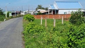 Bán 2 lô đất thổ cư 137.9m2 và 140 m2 liền kề shr, MT đường 9m, CĐ, LA