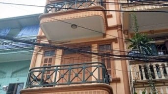 Cho thuê nhà 4 tầng để gia đình ở hoặc làm văn phòng