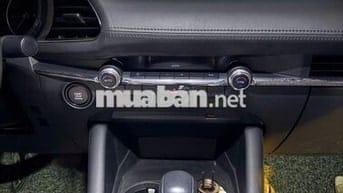 Mazda 3 2021 1.5L Luxury - 20000 km