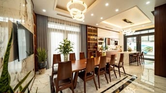 Giảm giá chào nhà Mặt phố Núi Trúc giá 18 tỷ, 55mx4 tầng. KD lớn