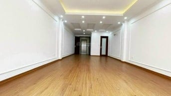 Cho thuê cửa hàng Xã Đàn, 70m2, thông sàn, vuông đẹp, riêng biệt, 30tr