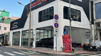 Căn góc 2MT Tân Thành và Phó Cơ Điều quận 5 ngay BV Chợ Rẫy (9x18m)