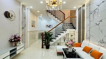 NHÀ NGỘP BÁN NHANH ĐƯỜNG VŨ TÙNG,BT| GẦN TRƯỜNG ĐH KINH TẾ-TÀI CHÍNH