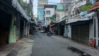 🚨 SIÊU HOT – MẶT TIỀN KINH DOANH GIÁ TỐT Q8! 💰 Chỉ 5.6 tỷ 