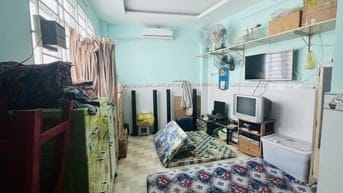ĐỖ NGỌC THẠNH QUẬN 5, CHỈ 3TỶ HƠN, 24M2 3 TẦNG ĐÚC BÊ TÔNG.