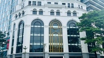 Cho thuê nhà mặt phố Khuất Duy Tiến 110mx9T, lô góc 30M mặt tiền !!!