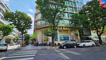 BÁN NHÀ GÓC V.I.P 245 LÝ TỰ TRỌNG QUẬN 1 (97m2) 