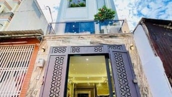 Nhà chính chủ cần ra gấp duy nhất căn Đ.Trần Hưng Đạo Q5 68M2 chỉ 3TỶ4