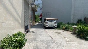 NHÀ MỚI, LÔ GÓC 2 MẶT NGÕ THÔNG, FULL NÔI THẤT- MONING ĐỖ CỬA