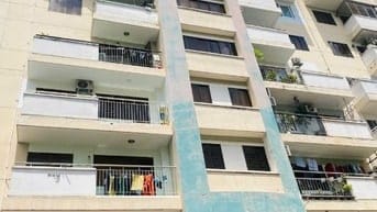 Cho thuê căn hộ Lô A 590 cmt8 , giá 10 tr/tháng