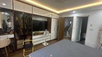Chính chủ cần bán gấp nhà 35m2 Mỹ Đình, giá 6 tỷ - Gần trường, chợ.