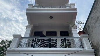 Cho thuê nhà 3 tầng, ôtô đỗ cửa số 14 ngõ 163/3 Tư Đình, Long Biên, HN
