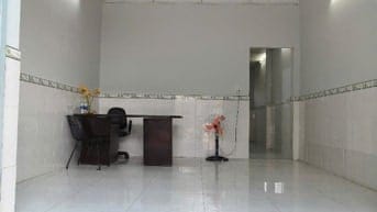 Bán nhà 2/ ngắn DT:4mX12m 1T + lửng 2pn,2w phòng khách bếp