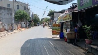 BÁN NHÀ TRỌ 2 TẦNG – MẶT TIỀN ĐƯỜNG – 33 PHÒNG – THU NHẬP 100 TRIỆUT–