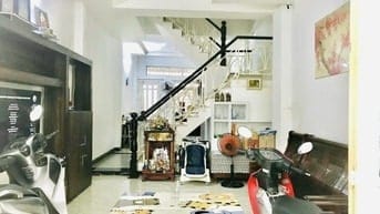 BÁN NHÀ 2 MẶT HẺM – TRẦN XUÂN SOẠN, P. TÂN HƯNG, Q7- giá chỉ 6.2T( TL)