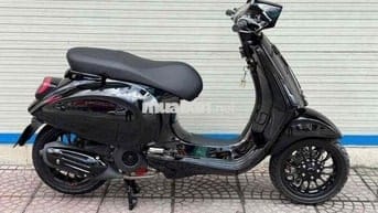 vespa spint 2015 đen bóng