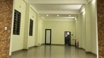 Chính chủ cần cho thuê nhà 585 Nguyễn Văn Linh. 75m2, mt 5m. 12tr/thg