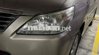 Toyota Innova 2013 E - 150000 km