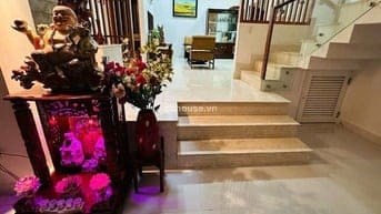 Nhà hẻm 8m Huỳnh Văn Bánh, Phú Nhuận. DT 6x15m, 4 tầng