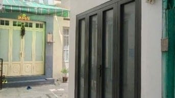 Chính chủ bán nhà 2 tầng Huỳnh Tịnh Của Q3, 38m², sổ riêng, 5.7 tỷ