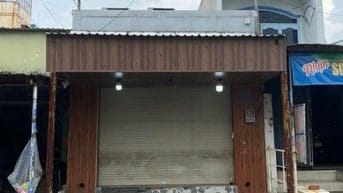 Bán nhà mặt tiền ngay Chợ Đường Chiến Lược dt 4,2m x 28m giá 9,5 tỷ SH