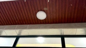Chính chủ bán gấp nhà hẻm 271 lê van lương Q7. dT 3,5x8 nhà mới 100%