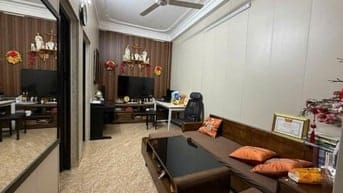 Bán gấp nhà Hoàng cầu,58M,5 tầng,MT 6,8M gần ô tô giá 15,8tỷ.