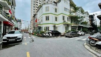 Tin Được Không Siêu Phẩm Liền kề Hoàng Mai Vài Bước Chân Ra Mặt Đường 