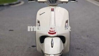 Vespa GTS iget 2022, biển số Hoàn Kiếm