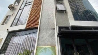 Toà nhà 2mt siêu VIP quận 10 nhỉnh 7 tỷ 2 xe hơi tránh nhau 