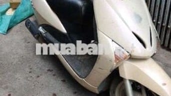 Xe lead 2010 máy chất êm