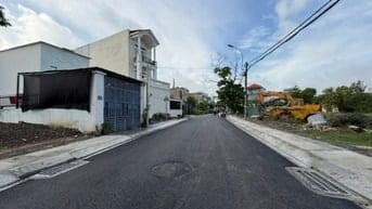 Chủ gửi bán 1tỷ2  cho lô đất 200m2 có 180m2 thổ cư, Tân Thông Hội