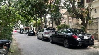 Phân Lô Mặt Ngõ rộng thông Võ Chí Công sang Lạc Long Quân- 85m-29 tỷ